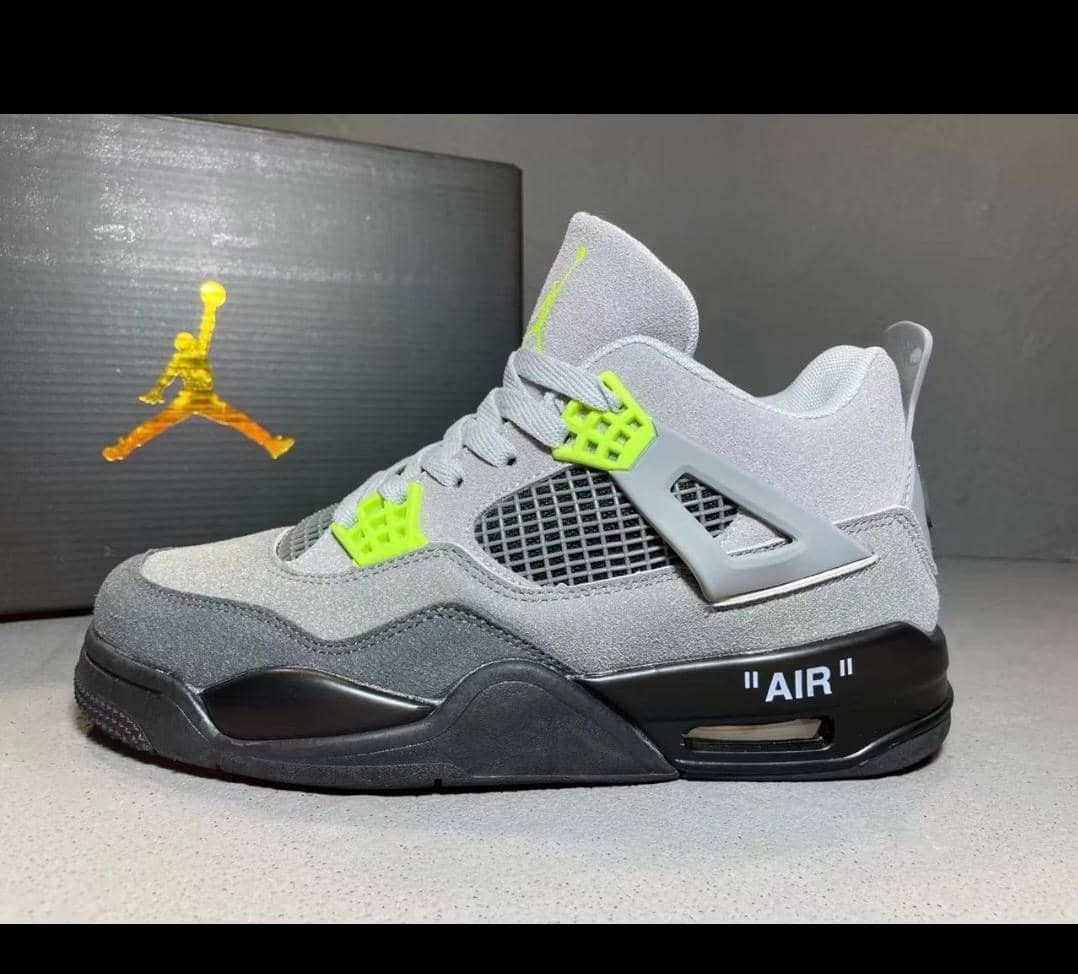 Jordan 4s