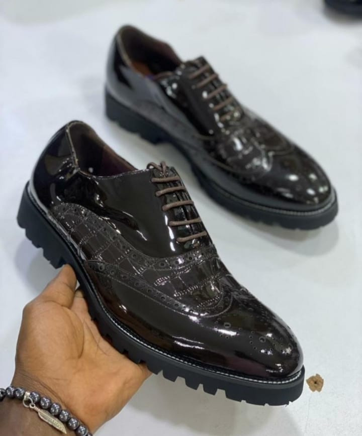 Fashion Lace-Up Leather Pointed Casual Shoes New