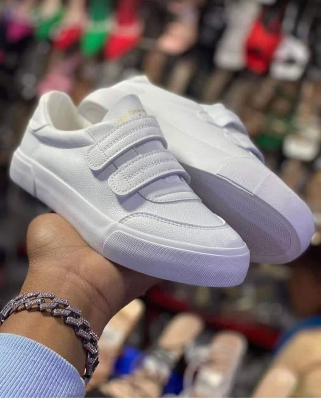 WHITE SKIN - SILVER VELCRO DETAILED LIGHT SOLE UNISEX SNEAKERS SHOES